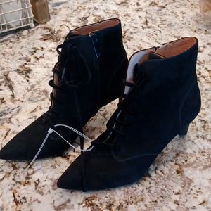 NEW AD & Daughters Black Suede Leather Upper Lace Up Booties Boots Size 10